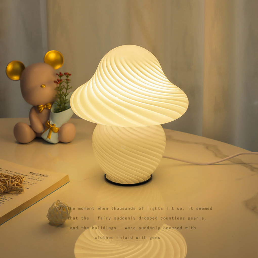 Solar Lamp - Lampu Meja Kamar Tidur untuk Penginapan
